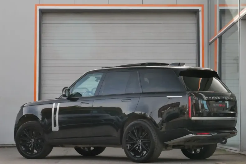 Land Rover Range Rover din 2025 cu 14.000 km - oferta LAN152250 - foto 8