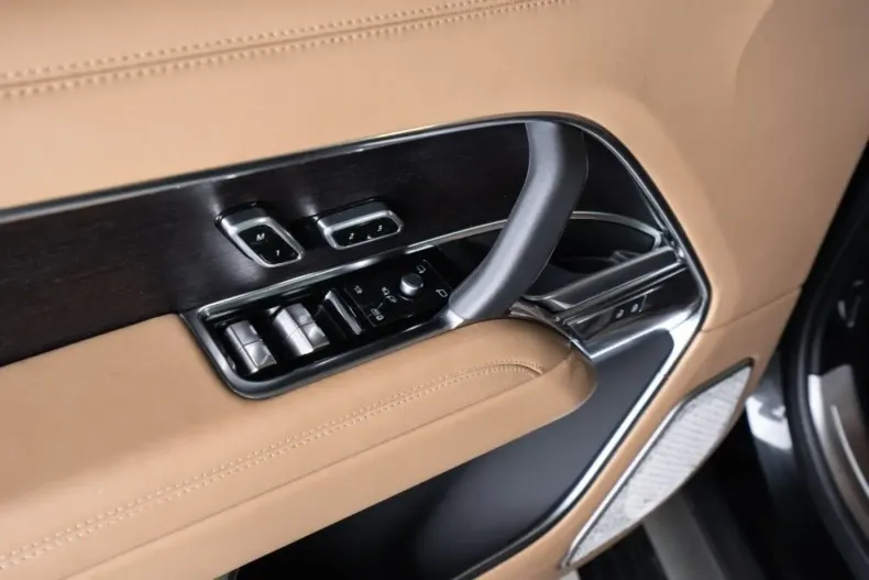 Land Rover Range Rover din 2024 cu 24.960 km - oferta LAN152251 - foto 15