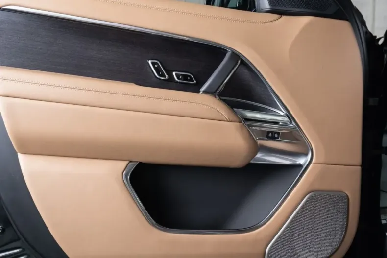 Land Rover Range Rover din 2024 cu 24.960 km - oferta LAN152251 - foto 16