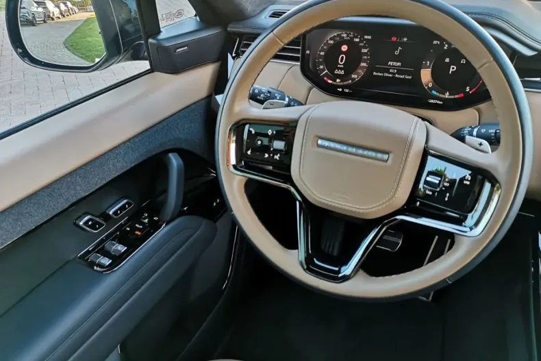 Land Rover Range Rover Sport din 2023 cu 29.000 km - oferta LAN152254 - foto 12