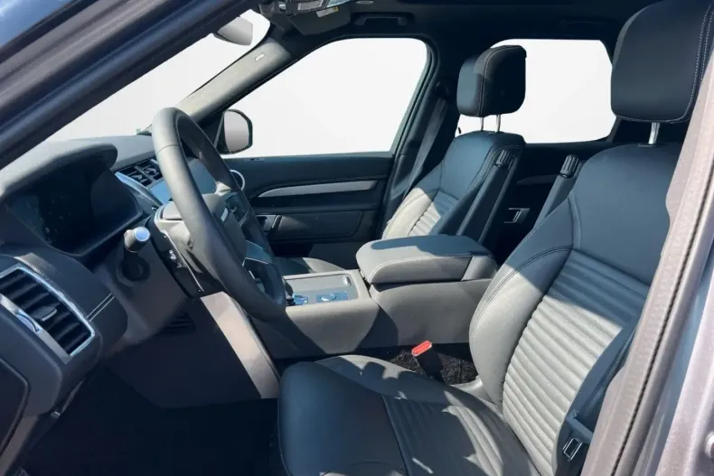 Land Rover Discovery din 2024 cu 10.990 km - oferta LAN152259 - foto 11