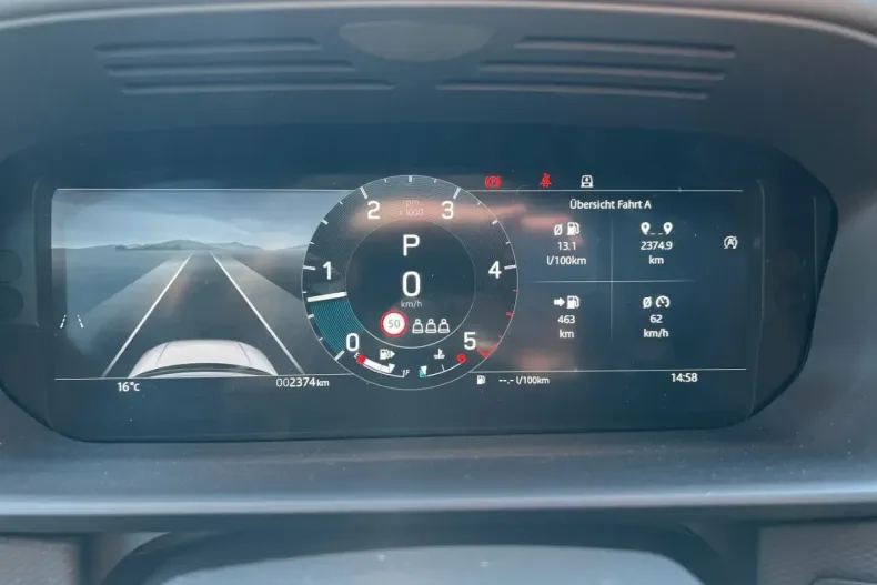 Land Rover Discovery din 2024 cu 10.990 km - oferta LAN152259 - foto 17