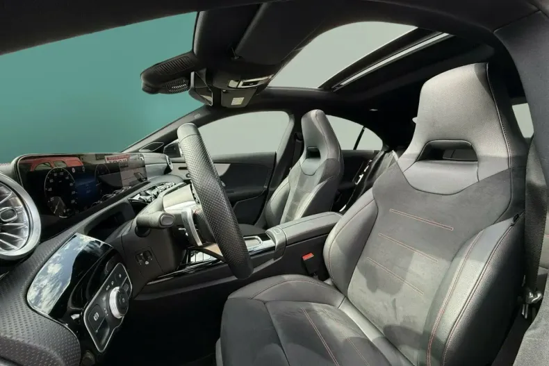 Mercedes-Benz CLA 220 din 2024 cu 19.968 km - oferta MER152276 - foto 17