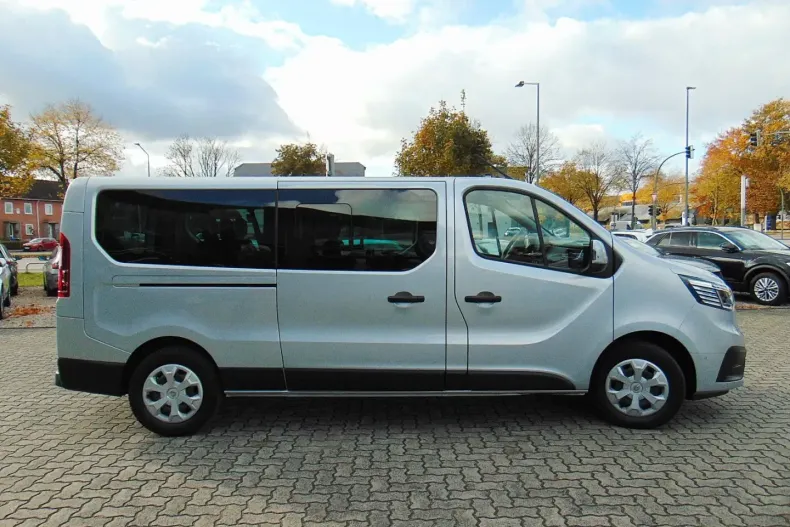 Renault Trafic din 2023 cu 88.678 km - oferta REN152282 - foto 5