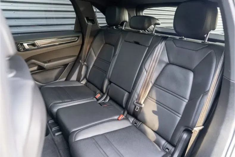 Porsche Cayenne din 2021 cu 55.700 km - oferta POR152286 - foto 28