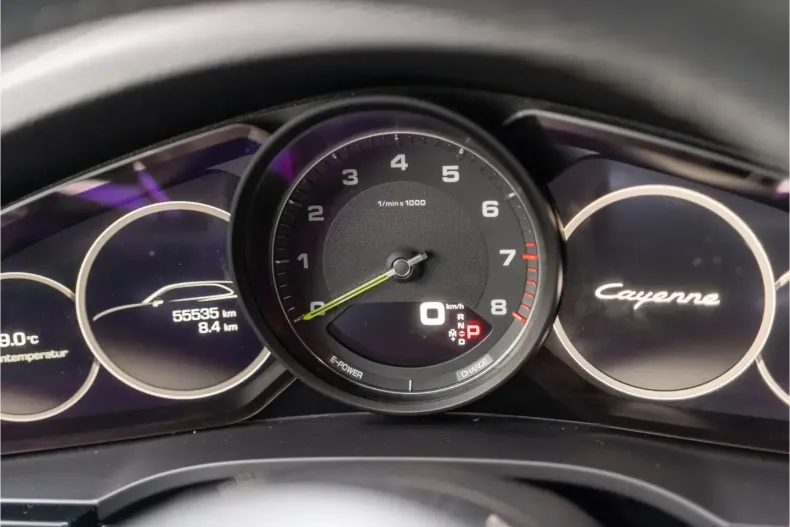 Porsche Cayenne din 2021 cu 55.700 km - oferta POR152286 - foto 38