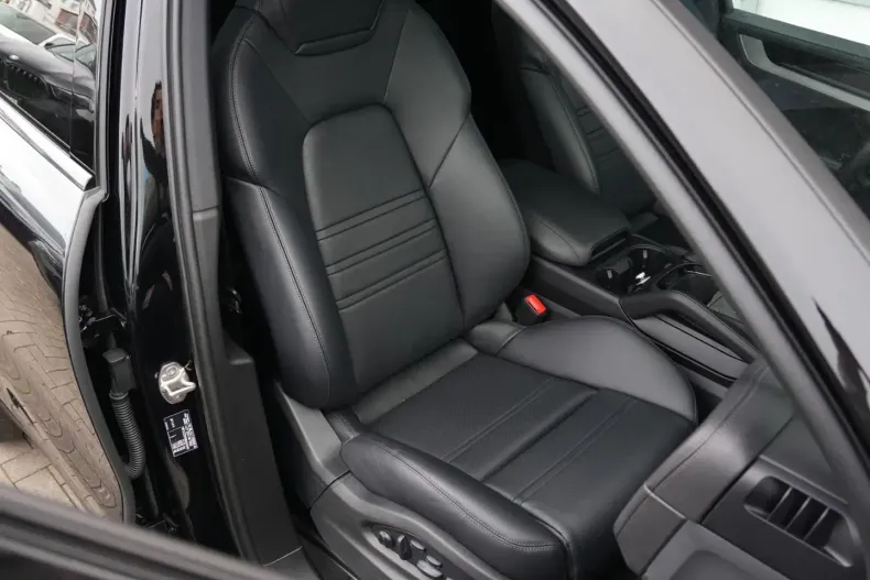 Porsche Cayenne din 2023 cu 23.000 km - oferta POR152287 - foto 5