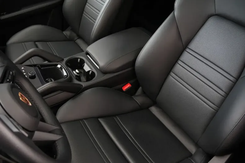 Porsche Cayenne din 2023 cu 23.000 km - oferta POR152287 - foto 18