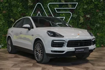 Porsche Cayenne din 2022 - oferta POR152288