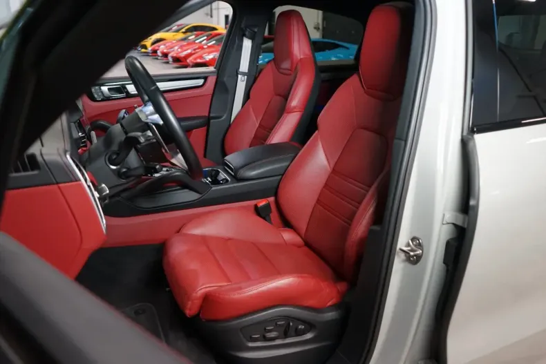 Porsche Cayenne din 2022 cu 42.207 km - oferta POR152288 - foto 13