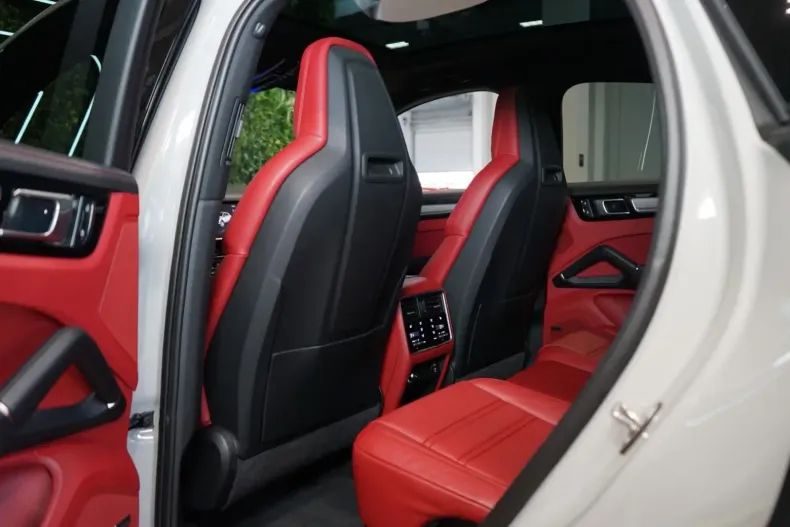 Porsche Cayenne din 2022 cu 42.207 km - oferta POR152288 - foto 15