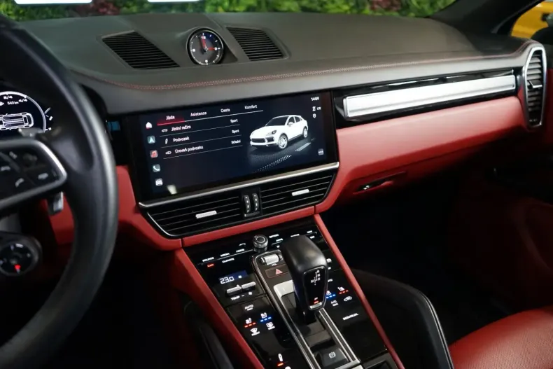 Porsche Cayenne din 2022 cu 42.207 km - oferta POR152288 - foto 26