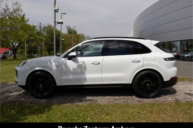 Porsche Cayenne din 2024 cu 12.800 km - oferta POR152291 - foto 2