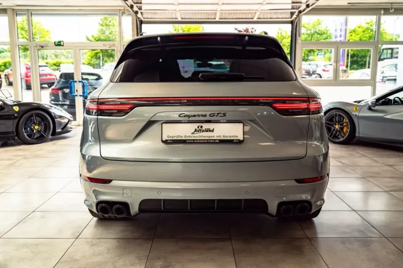 Porsche Cayenne din 2022 cu 59.990 km - oferta POR152293 - foto 5