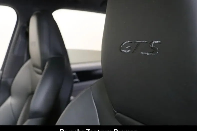 Porsche Cayenne din 2022 cu 24.302 km - oferta POR152295 - foto 21