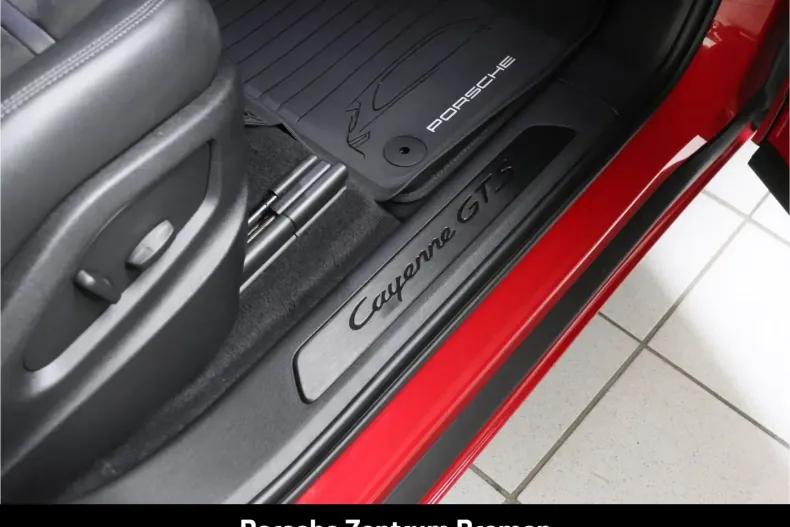 Porsche Cayenne din 2022 cu 24.302 km - oferta POR152295 - foto 23