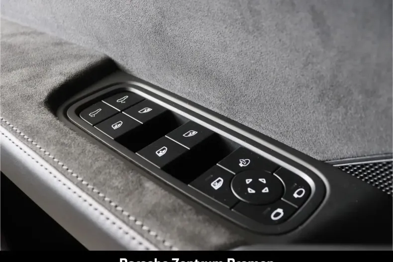 Porsche Cayenne din 2022 cu 24.302 km - oferta POR152295 - foto 35