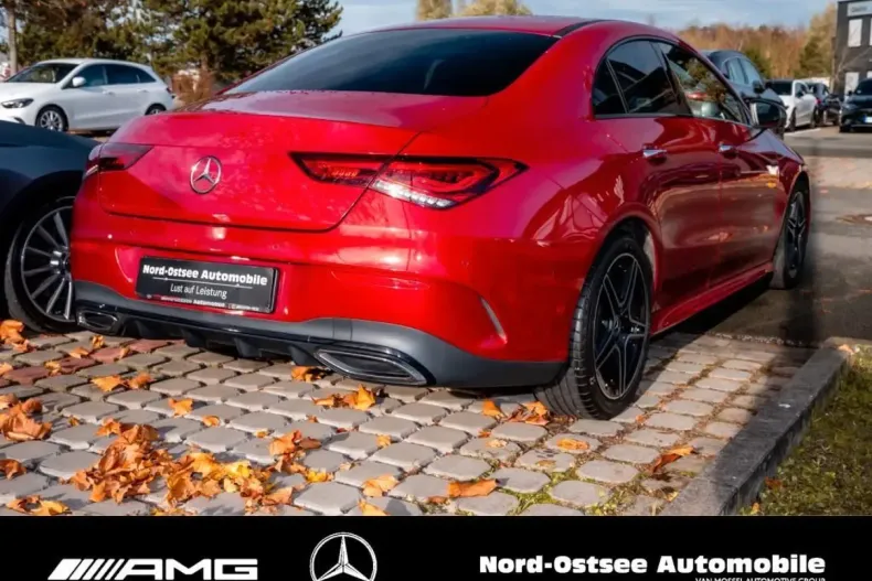 Mercedes-Benz CLA 220 din 2022 cu 88.464 km - oferta MER152300 - foto 4