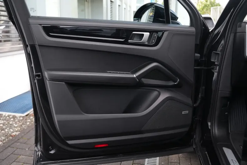 Porsche Cayenne din 2021 cu 68.000 km - oferta POR152301 - foto 29