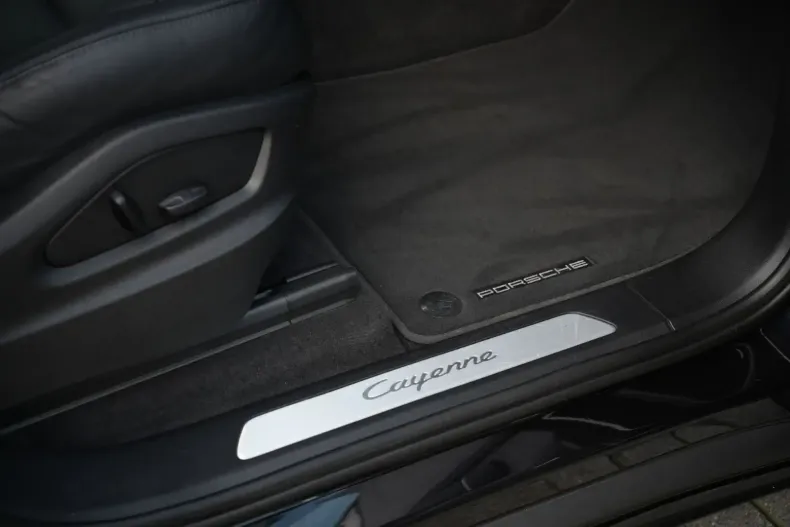 Porsche Cayenne din 2021 cu 68.000 km - oferta POR152301 - foto 30