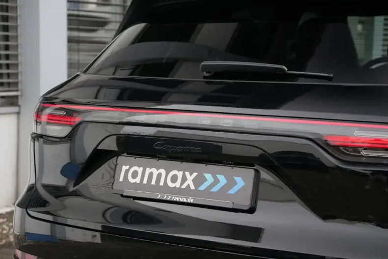 Porsche Cayenne din 2022 cu 80.000 km - oferta POR152302 - foto 9