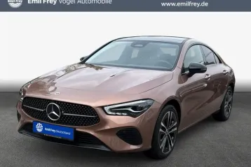 Mercedes-Benz CLA 180 din 2023 - oferta MER152303