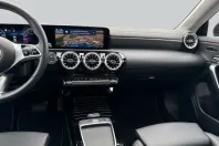 Mercedes-Benz CLA 180 din 2023 cu 17.543 km - oferta MER152303 - foto 15