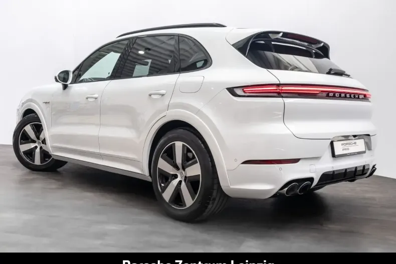 Porsche Cayenne din 2023 cu 36.147 km - oferta POR152305 - foto 3