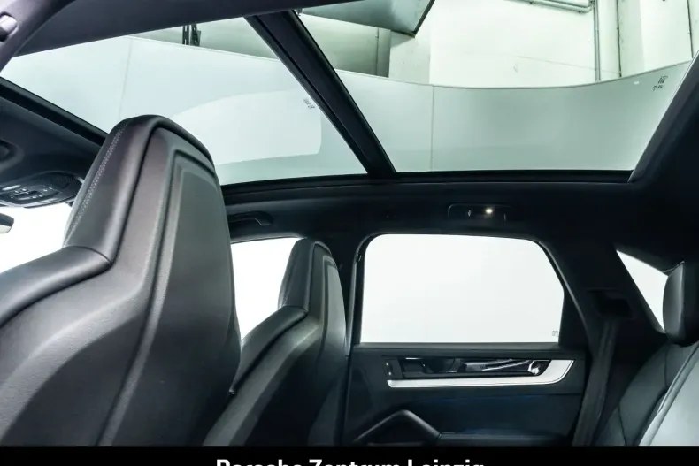 Porsche Cayenne din 2023 cu 36.147 km - oferta POR152305 - foto 19