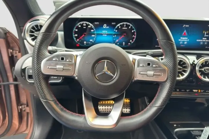 Mercedes-Benz CLA 200 Shooting Brake din 2021 cu 78.000 km - oferta MER152306 - foto 11