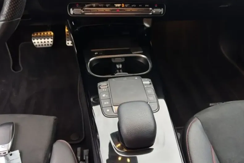 Mercedes-Benz CLA 200 Shooting Brake din 2021 cu 78.000 km - oferta MER152306 - foto 14