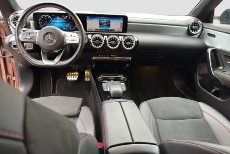 Mercedes-Benz CLA 200 Shooting Brake din 2021 cu 78.000 km - oferta MER152306 - foto 18