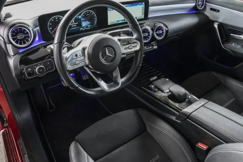 Mercedes-Benz CLA 250 din 2021 cu 75.810 km - oferta MER152307 - foto 9