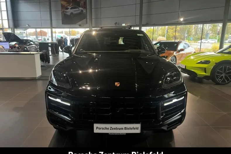 Porsche Cayenne din 2023 cu 38.388 km - oferta POR152308 - foto 4