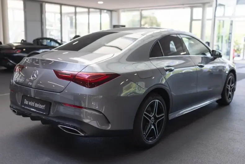 Mercedes-Benz CLA 250 din 2023 cu 35.650 km - oferta MER152312 - foto 6