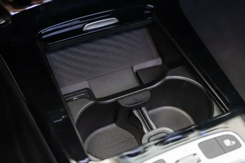 Mercedes-Benz CLA 250 din 2023 cu 35.650 km - oferta MER152312 - foto 19