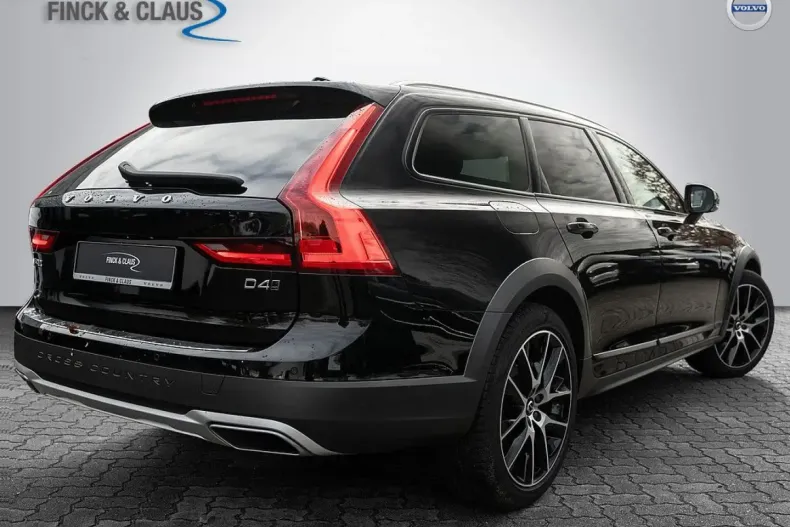 Volvo V90 Cross Country din 2020 cu 71.800 km - oferta VOL152315 - foto 3