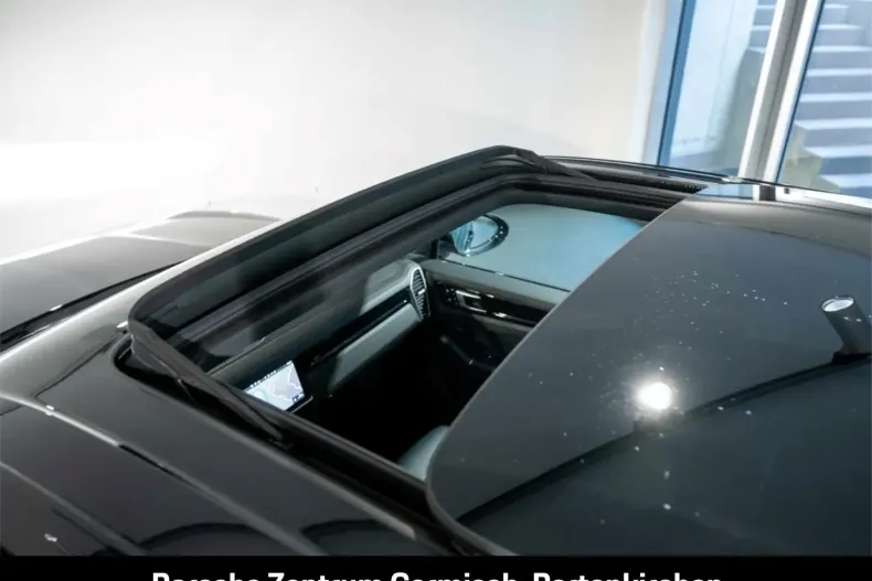 Porsche Cayenne din 2020 cu 67.891 km - oferta POR152316 - foto 27