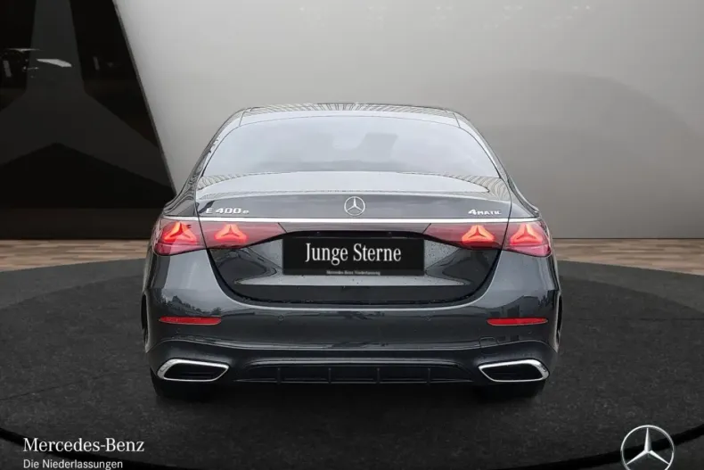 Mercedes-Benz E 400 din 2024 cu 14.980 km - oferta MER152318 - foto 9