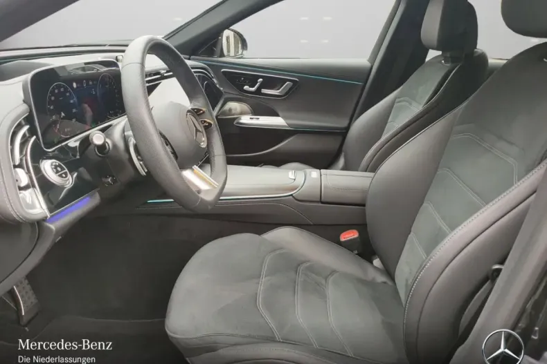 Mercedes-Benz E 400 din 2024 cu 14.980 km - oferta MER152318 - foto 11