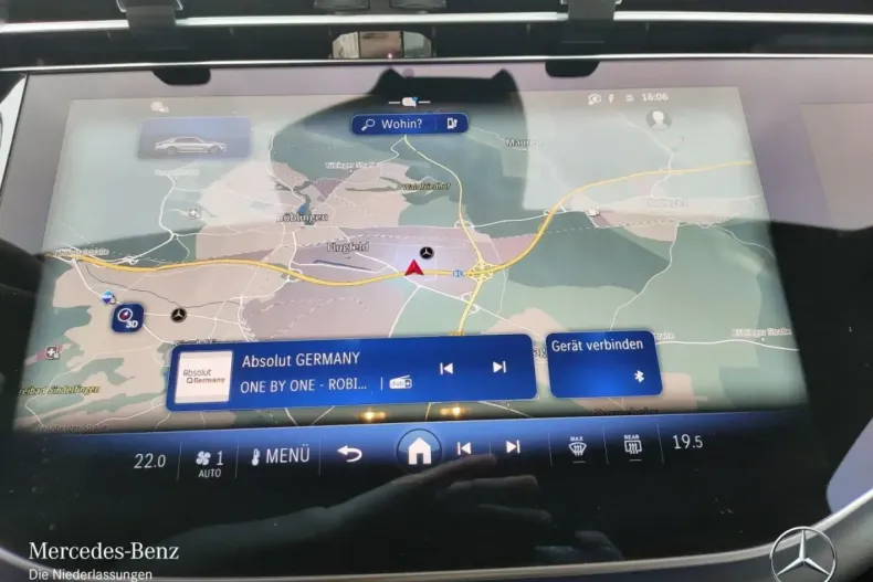 Mercedes-Benz E 400 din 2024 cu 14.980 km - oferta MER152318 - foto 16