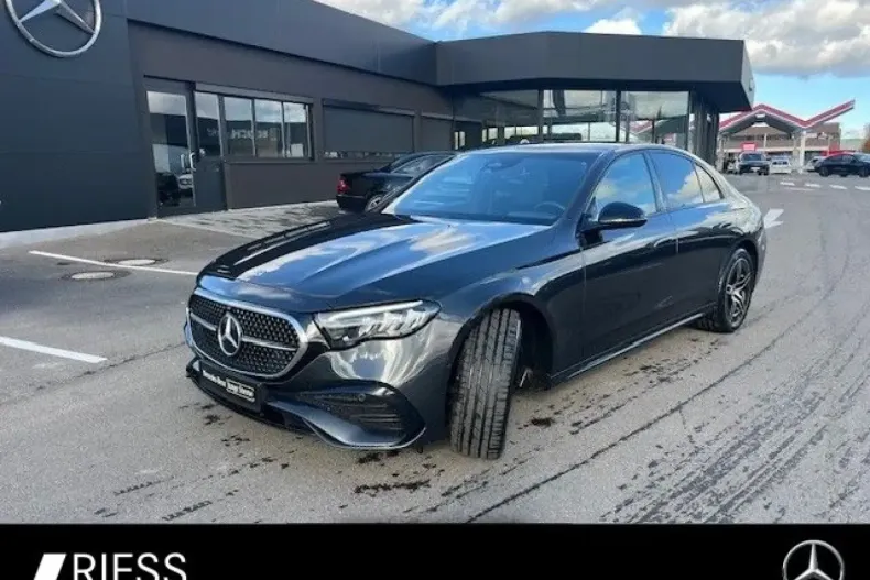 Mercedes-Benz E 300 din 2024 cu 66.451 km - oferta MER152321 - foto 1