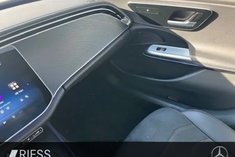 Mercedes-Benz E 300 din 2024 cu 66.451 km - oferta MER152321 - foto 12