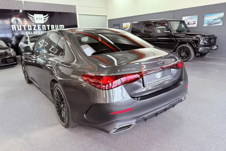 Mercedes-Benz E 300 din 2024 cu 4.000 km - oferta MER152322 - foto 9