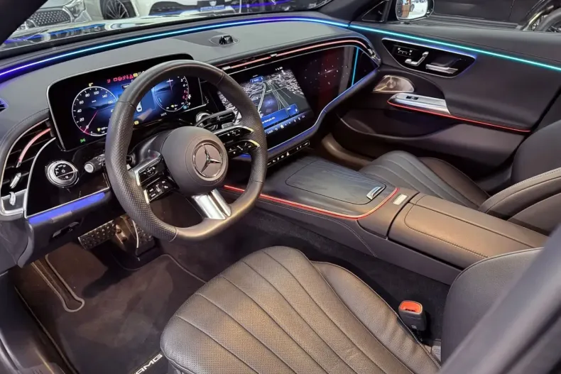 Mercedes-Benz E 300 din 2024 cu 4.000 km - oferta MER152322 - foto 14