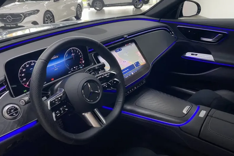 Mercedes-Benz E 300 din 2025 cu 9.733 km - oferta MER152323 - foto 6