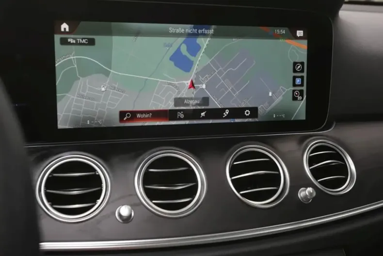 Mercedes-Benz E 300 din 2022 cu 76.200 km - oferta MER152324 - foto 13