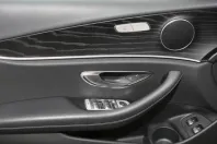 Mercedes-Benz E 300 din 2022 cu 76.200 km - oferta MER152324 - foto 17