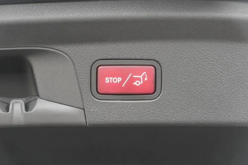 Mercedes-Benz GLE 400 din 2022 cu 94.665 km - oferta MER152326 - foto 16