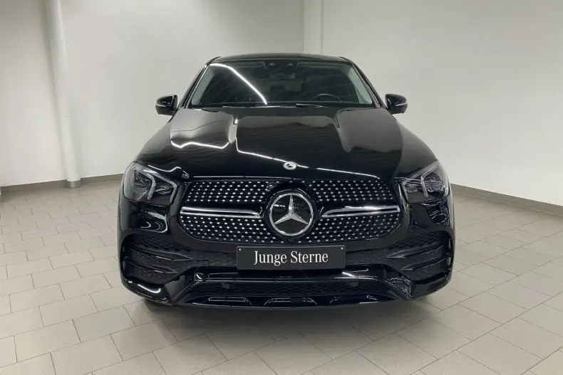 Mercedes-Benz GLE 400 din 2022 cu 69.980 km - oferta MER152337 - foto 3